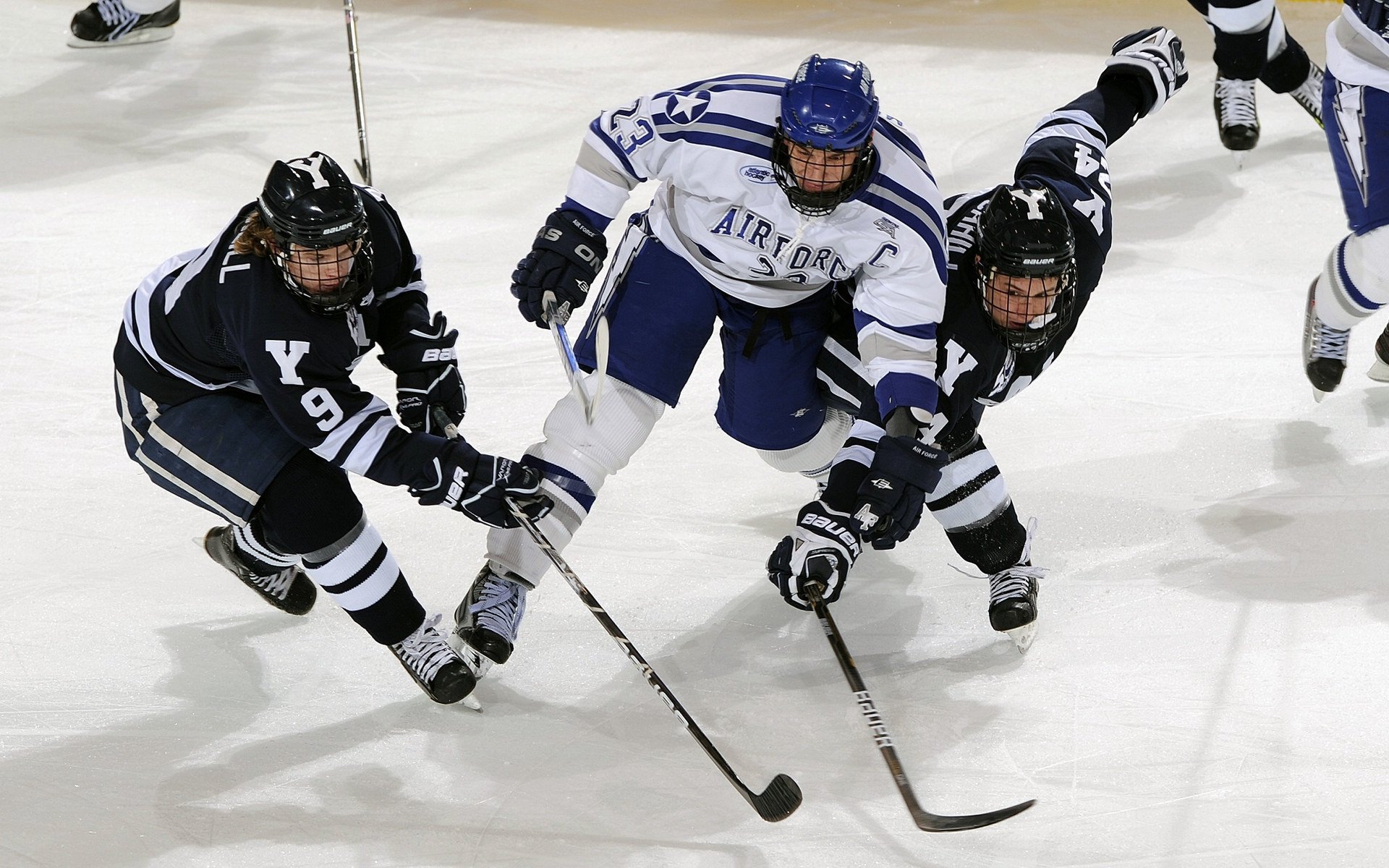 FC足球世界绿茵探秘，小众宝藏球员崛起，草根英雄现影现役队套推荐热潮