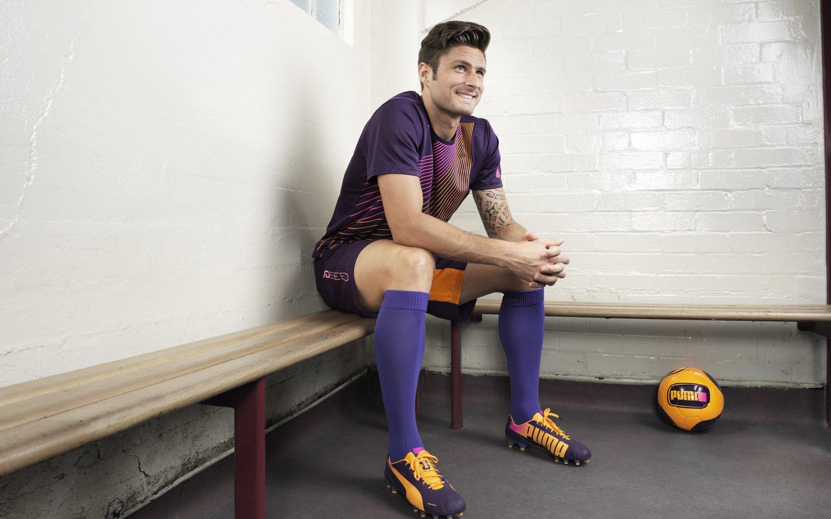 托纳利与纽卡斯尔达成秘密续约协议 天空体育曝合同无解约金条款引震动